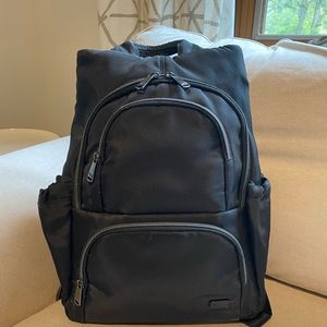 Lug Hatchback backpack purse